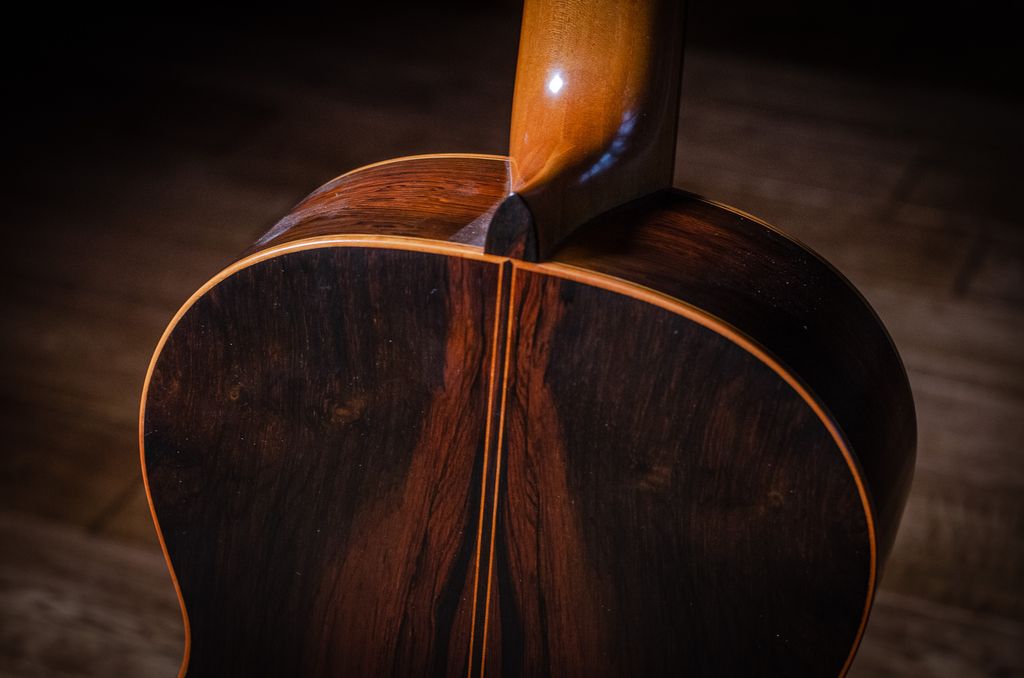 #5 Difference Flamenco Guitar and Classical Guitar