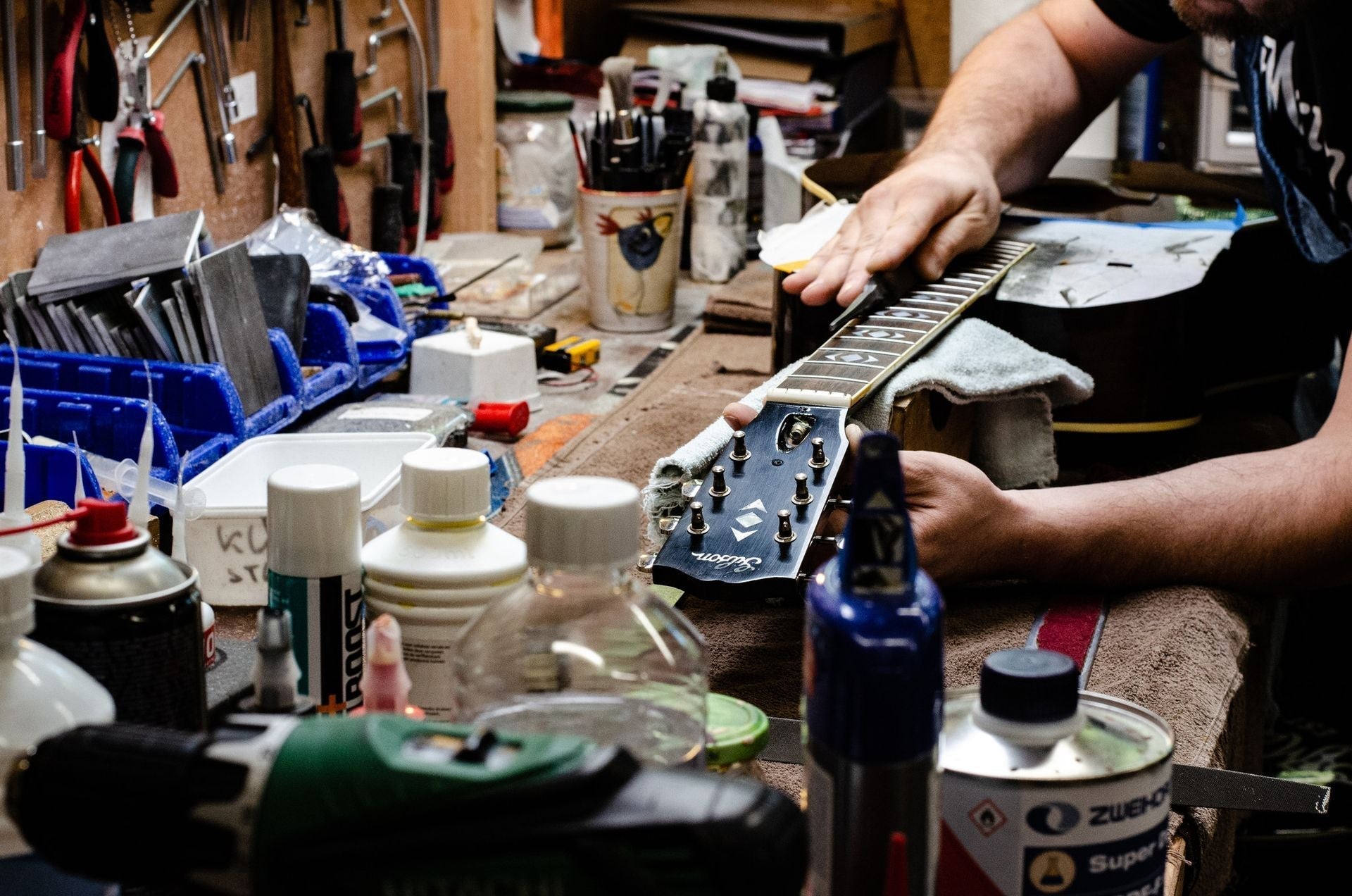 The Silent Killer of Acoustic Guitars and How to Save Yours (Humidity Guide)