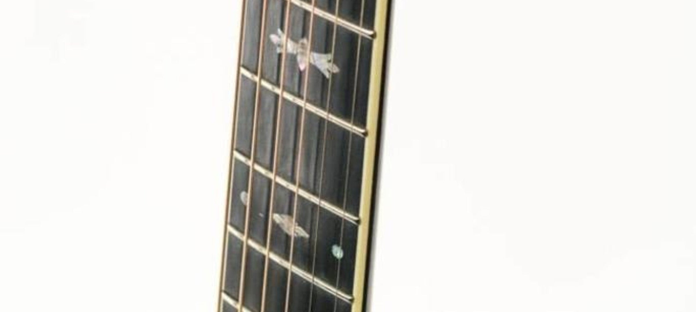 What's the difference between a 12 and 14 fret guitar?