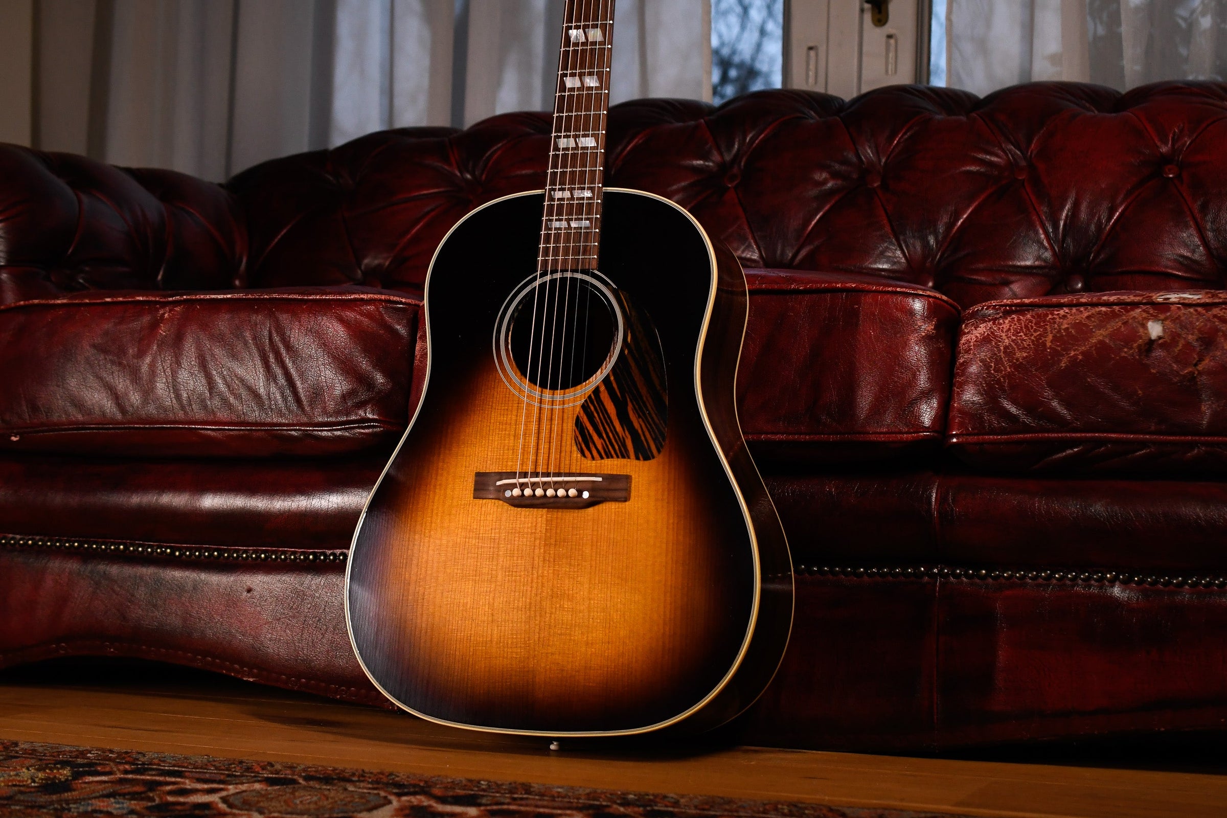 Jumbo Guitars