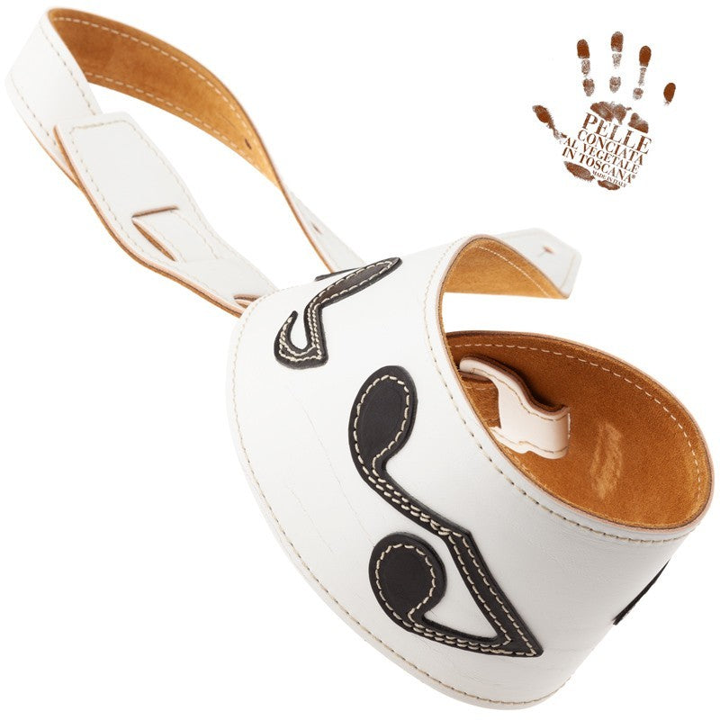 Magrabo Holes Hs Tribute Srv White 10 Cm, Black Note, Ecru Stitching