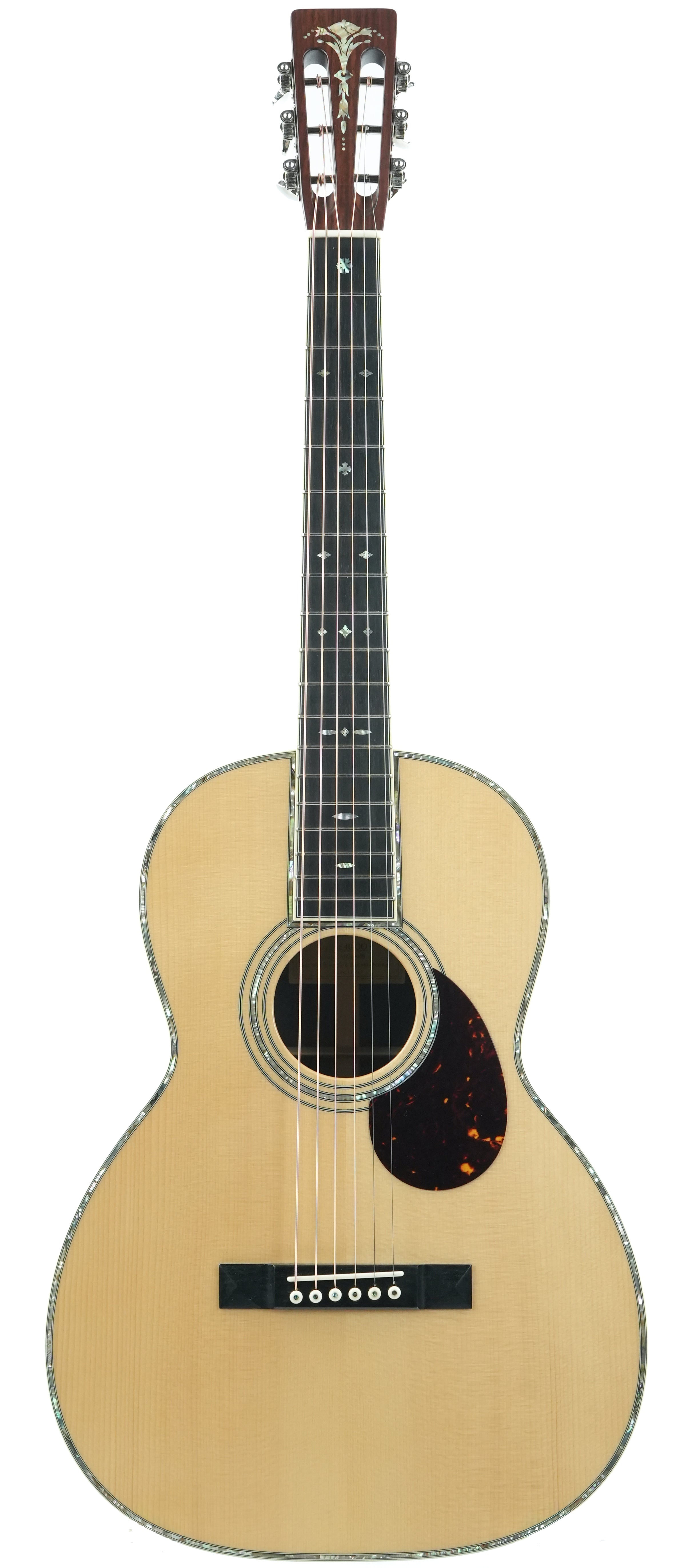 Eastman E40OO 12 Fret Indian Rosewood Adirondack Spruce 2022