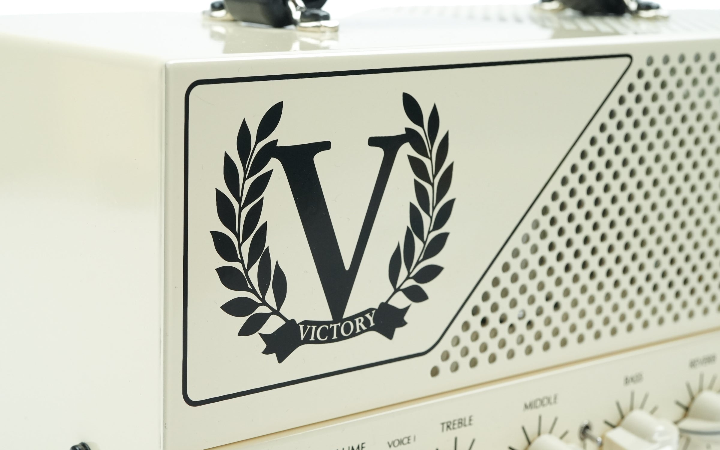 Victory V40 The Duchess Head 2024