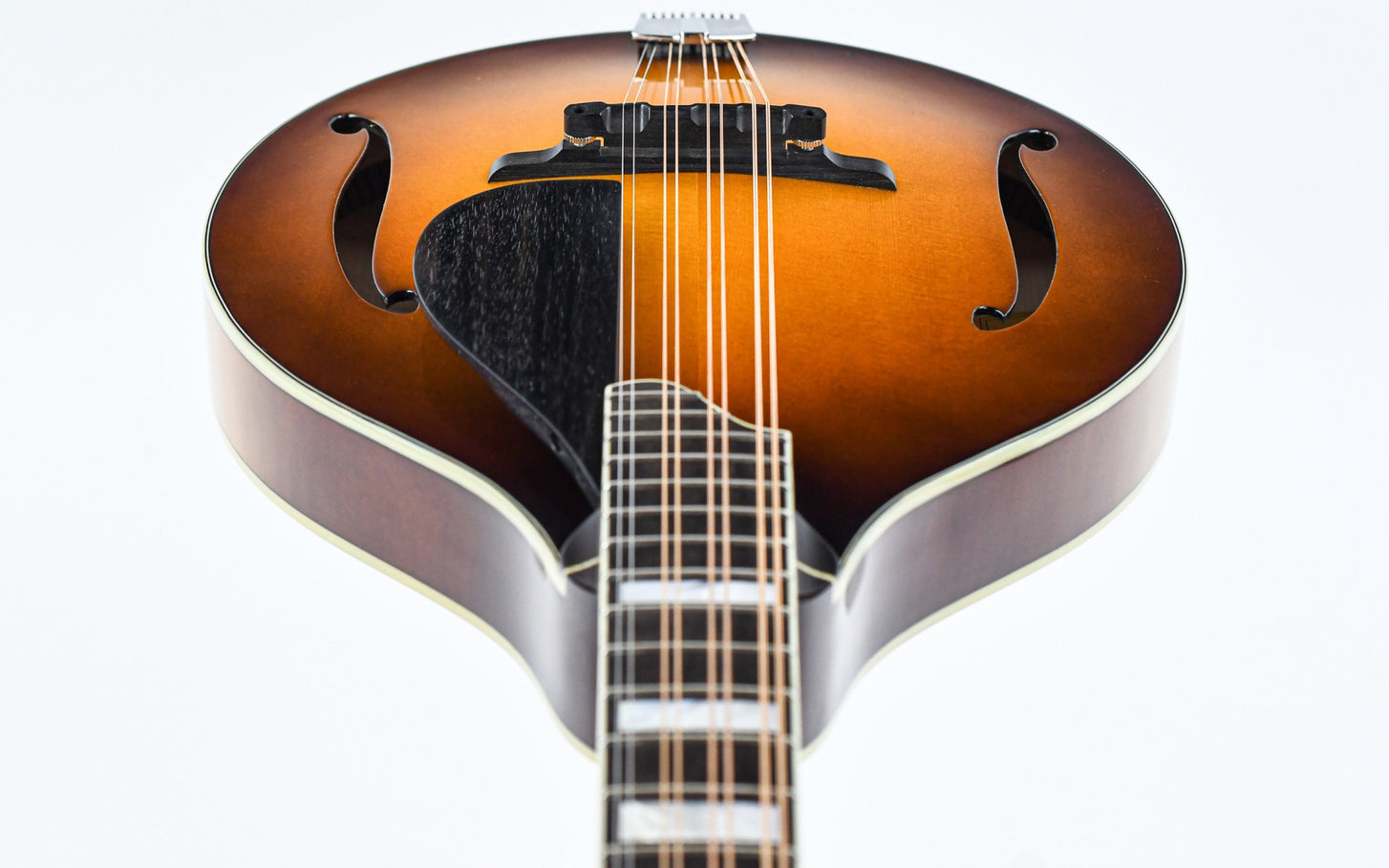 Eastman MDO605 Goldburst - 12