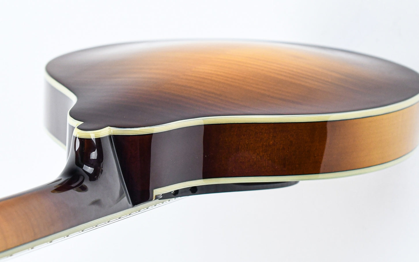Eastman MDO605 Goldburst - 9