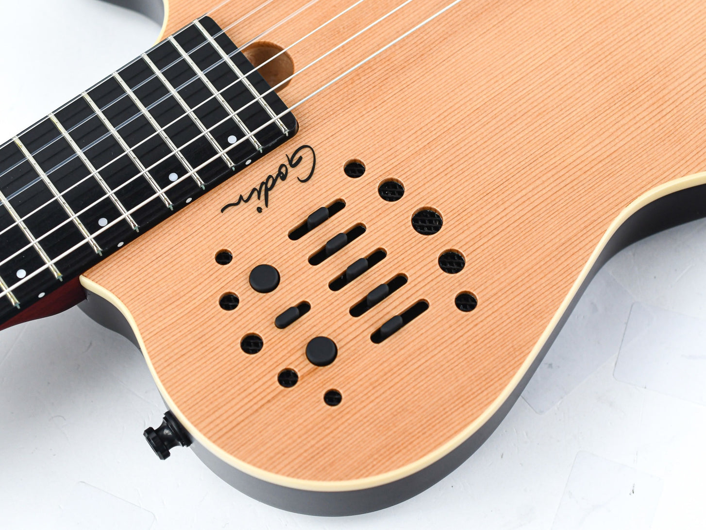 Godin ACS Slim Nylon Cedar Natural SG - 9