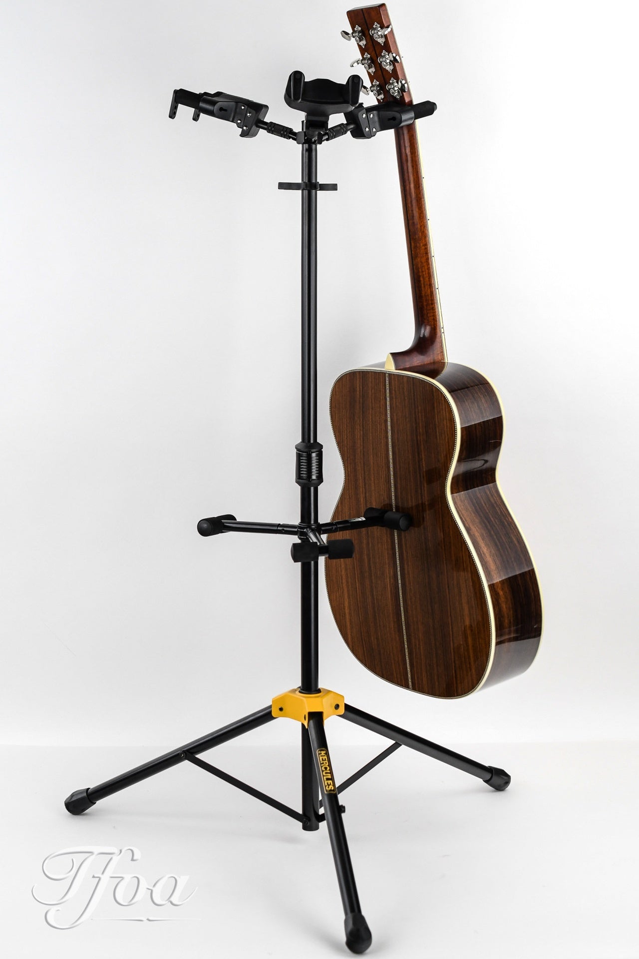 Hercules GS432 B Plus 3-Guitar Stand