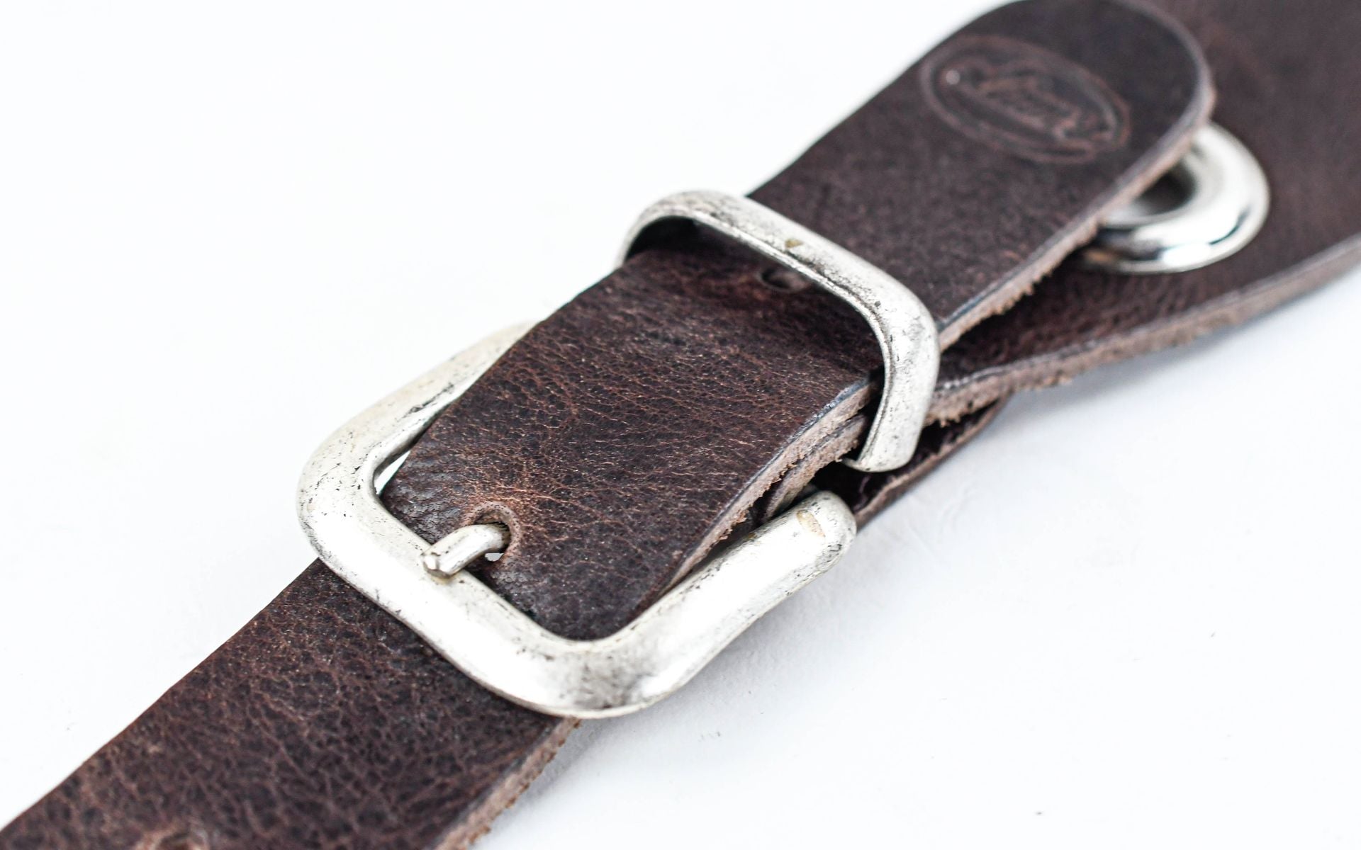 TFOA Liam's Knuckles and Leather Guitar Strap Brown