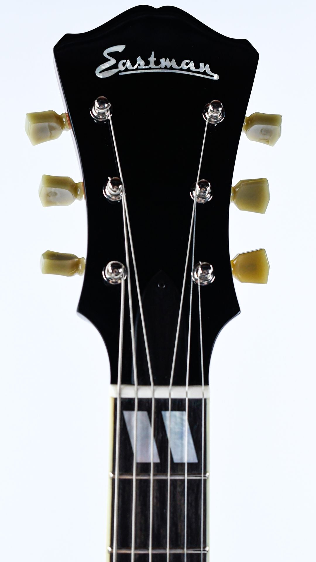 Eastman AR372CE P90 Truetone Classic