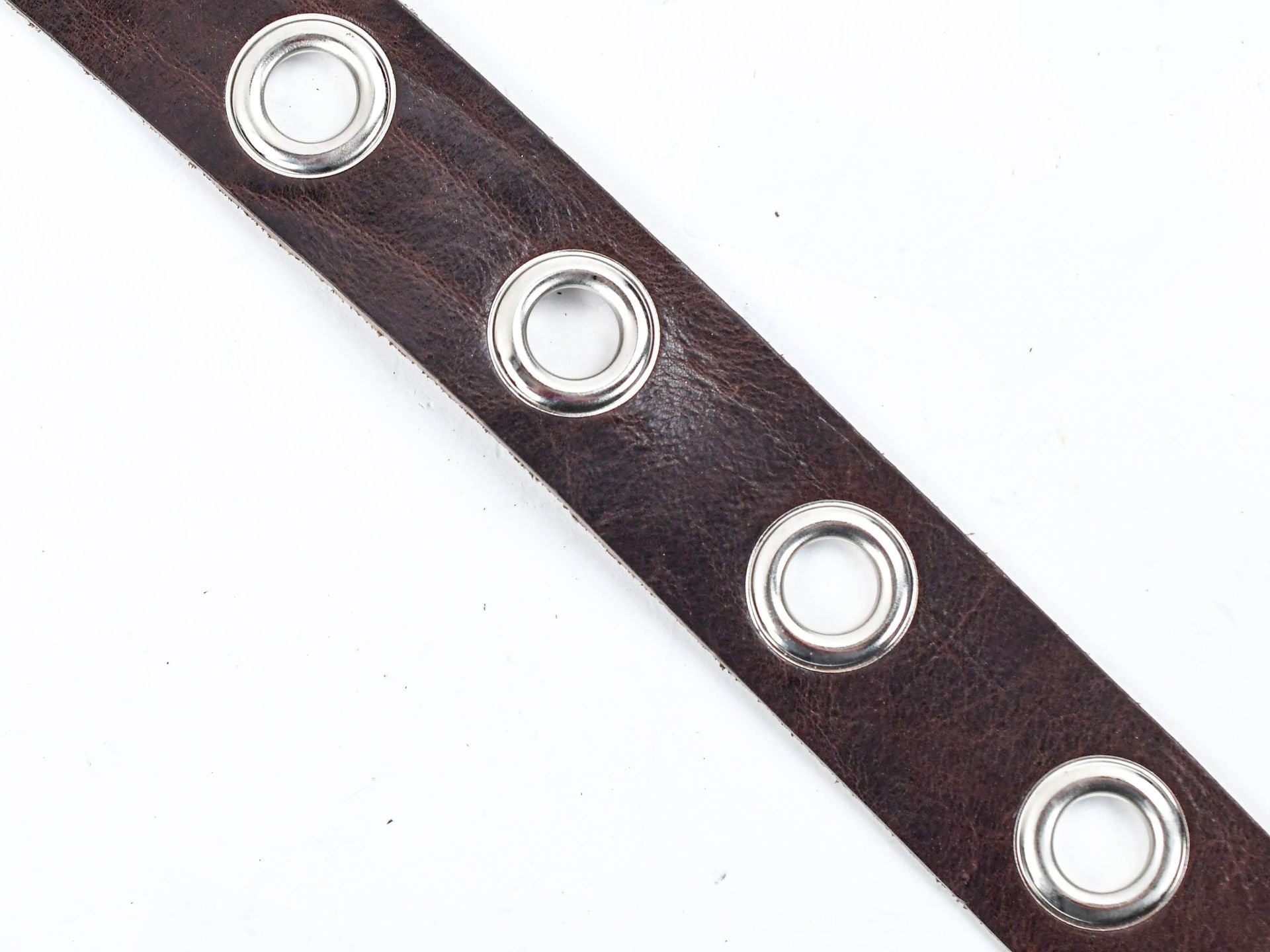 TFOA Liam's Knuckles and Leather Guitar Strap Brown