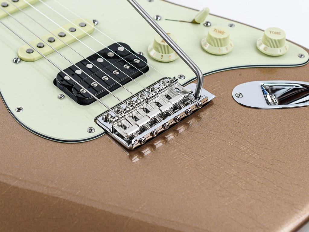 Suhr Classic S Vintage Limited Firemist Gold HSS-12.jpg