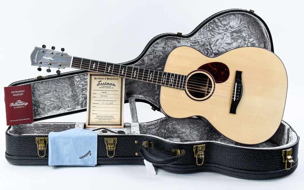 Eastman Luthier OM Quilted Sapele European Spruce-1.jpg