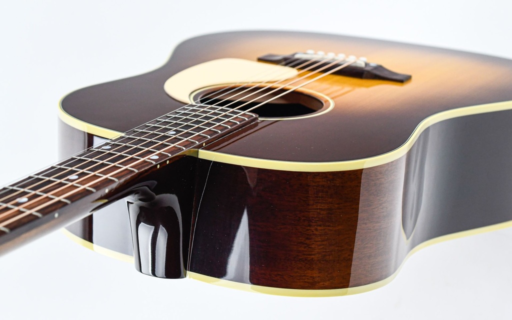 Gibson M2M 50s J-45 Original Red Spruce  Honeyburst-8.jpg