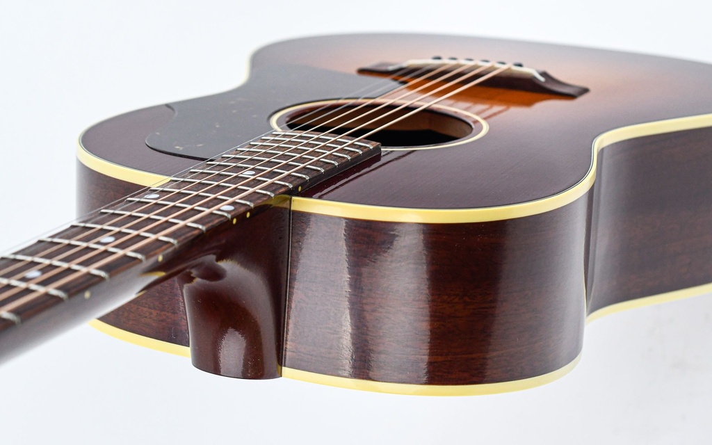 Gibson M2M Custom 1942 LG2 Autumnburst #20354023-8.jpg