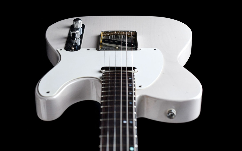 Franchin Mars White Blonde Light Relic RW-12.jpg