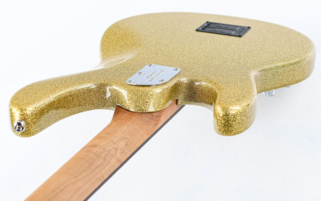 [107-DG-20-WP-MB-CR] Music Man Stingray Special 4 Genius Gold-10.jpg