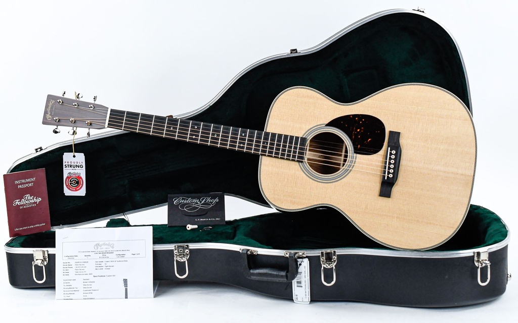 Martin Custom Shop OM28 Guatamalan Rosewood Sitka Spruce NOS-1.jpg