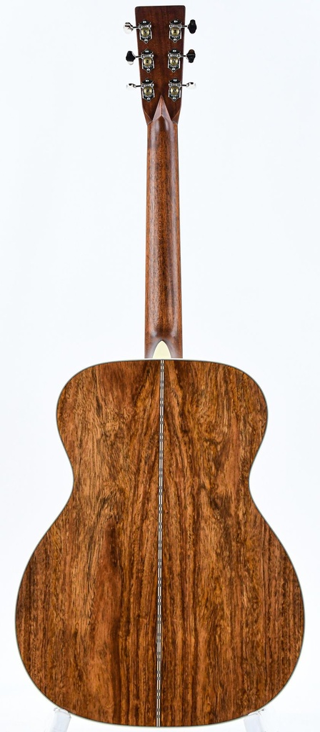 Martin Custom Shop OM28 Guatamalan Rosewood Sitka Spruce NOS-7.jpg