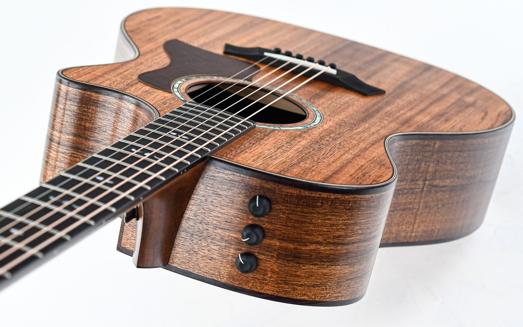 Taylor 724ce Koa-8.jpg