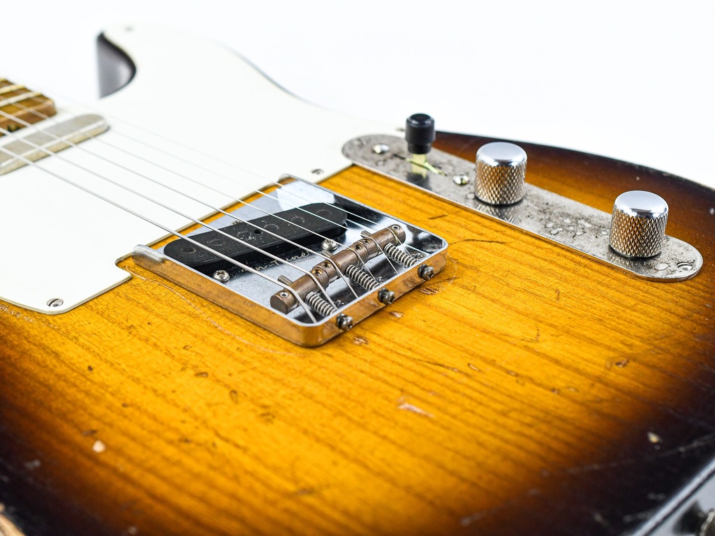 Kauffmann 56 T 2 Tone Sunburst Heavy Aged-10.jpg