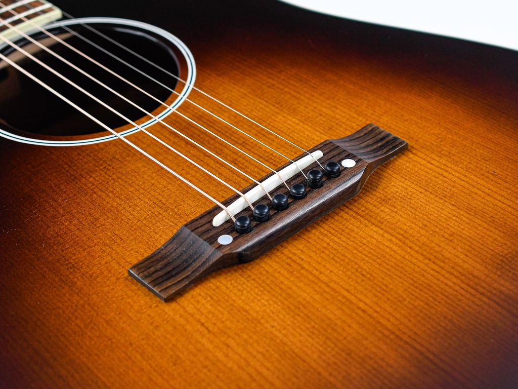 Gibson Keb Mo 3.0 Vintage Sunburst-10.jpg