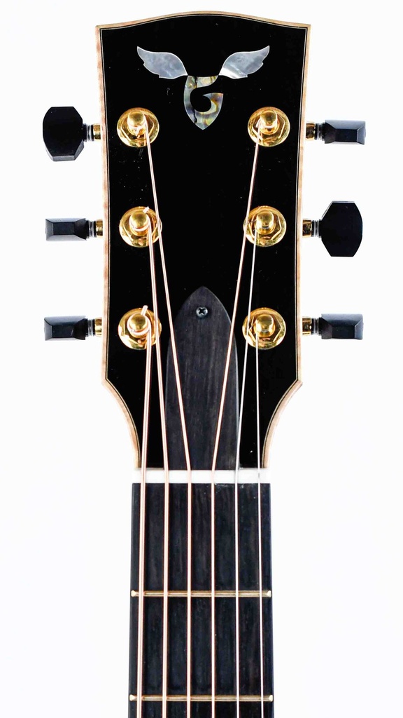 Goodall 000 12 Fret Macassar Ebony AAA Italian Spruce 2019-4.jpg