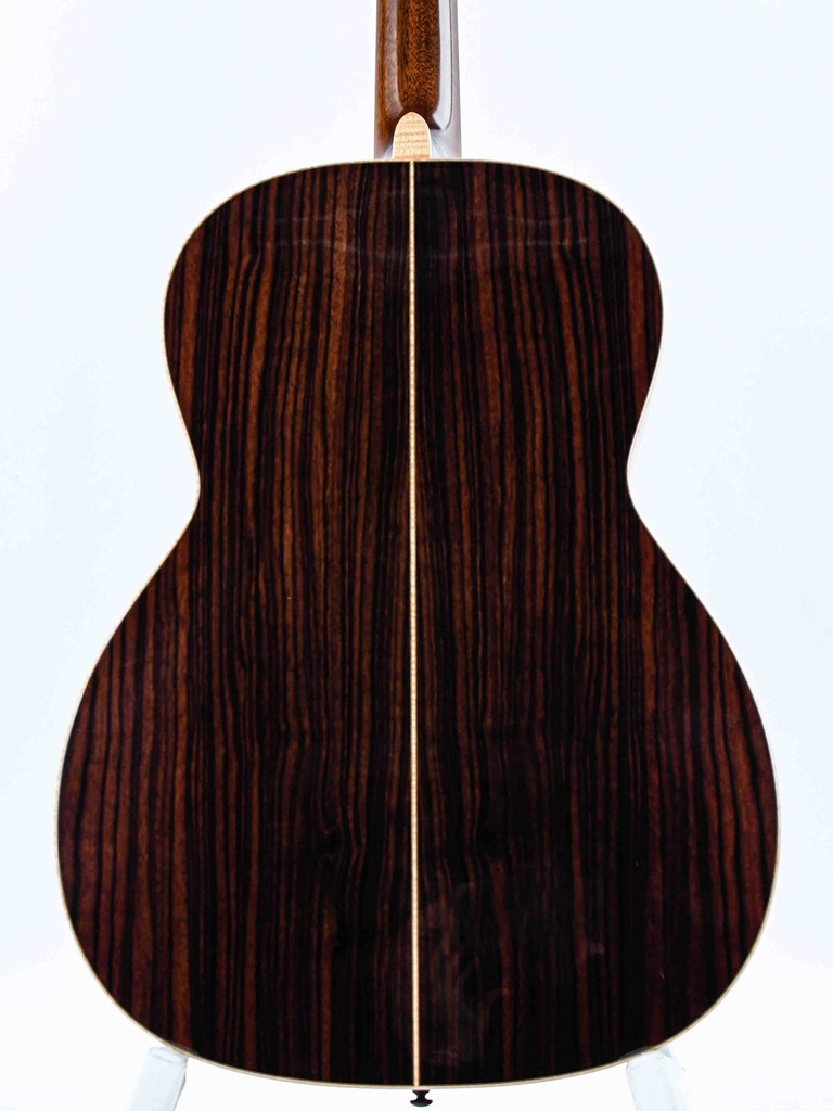 Goodall 000 12 Fret Macassar Ebony AAA Italian Spruce 2019-6.jpg