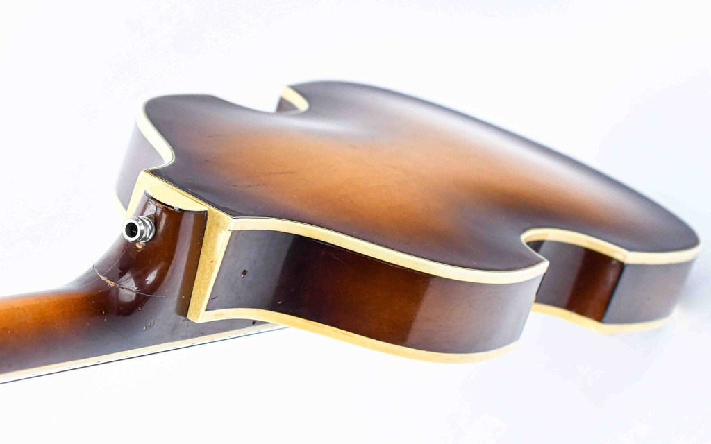 Höfner 500-1 Ignition Violin Bass Sunburst 1964-9.jpg