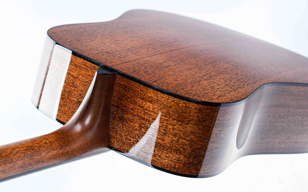 Martin D18 Standard Refresh Natural-9.jpg