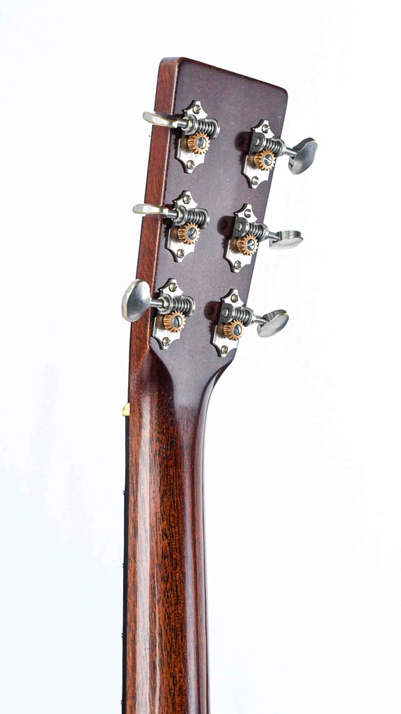 Martin Custom Shop Expert D18 Authentic 1937-7.jpg