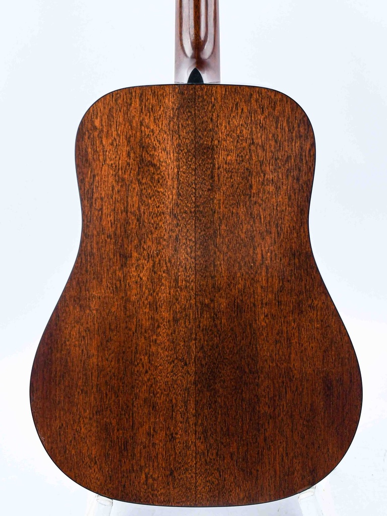 Martin Custom Shop Expert D18 Authentic 1937-6.jpg