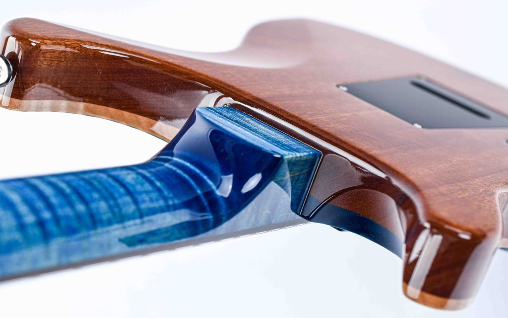 PRS Wood Library Modern Eagle V Faded Blue Jean 2024-9.jpg