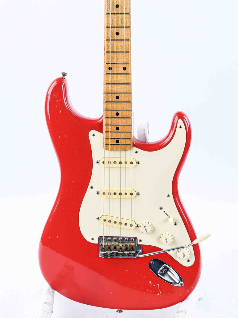 [R58569] Fender Custom Shop 1956 Stratocaster Fiesta Red Relic 2011-3.jpg