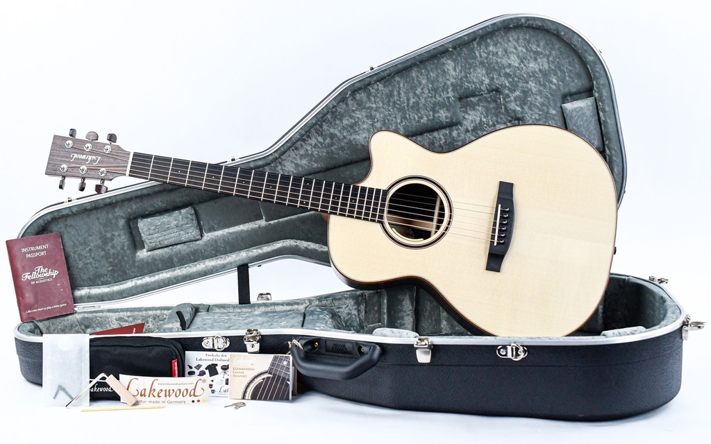 Lakewood M31CP-1.jpg