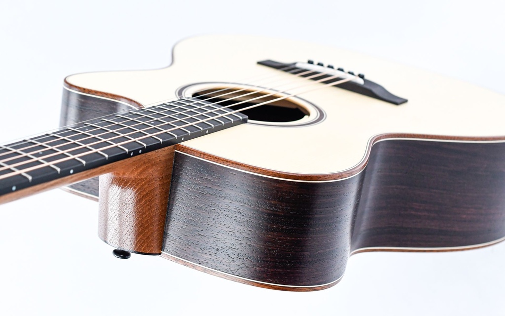 Lakewood M31CP-8.jpg