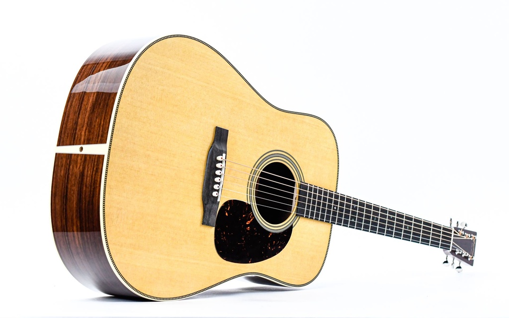 Martin HD28 Standard Refresh Natural-12.jpg