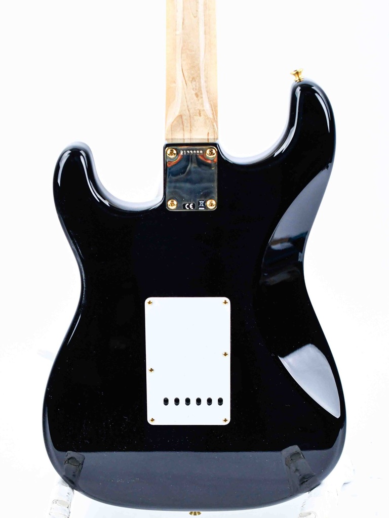 Fender Custom Shop 65 Stratocaster NOS Black-7.jpg