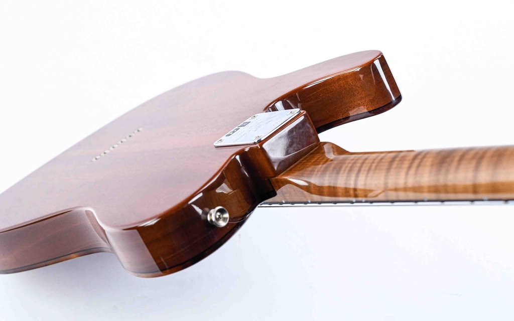 Fender Custom Shop Esquire Thinline Koa-10.jpg