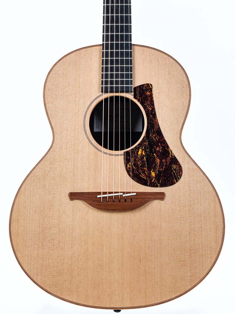 Lowden F10 Rosewood Cedar-3.jpg