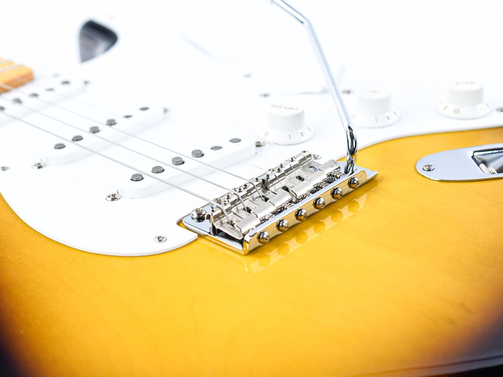 Fender Custom Shop Stratocaster Todd Krause Masterbuilt Eric Johnson Two Tone Sunburst 2024-11.jpg