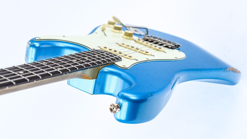 Kauffmann 63 S Alder Ocean Turquoise Medium Aged-9.jpg