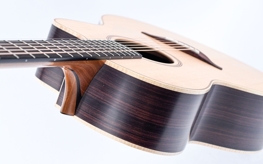 Lowden F32C Indian Rosewood Spruce-9.jpg
