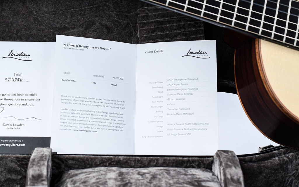 Lowden WL35J Jazz Madagascar Rosewood Alpine Spruce-2.jpg