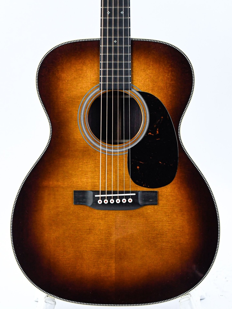 [GMA 000-28-AMB-GE] Martin 00028 Standard Refresh Ambertone-3.jpg