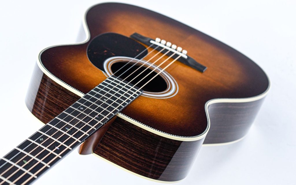 [GMA 000-28-AMB-GE] Martin 00028 Standard Refresh Ambertone-9.jpg