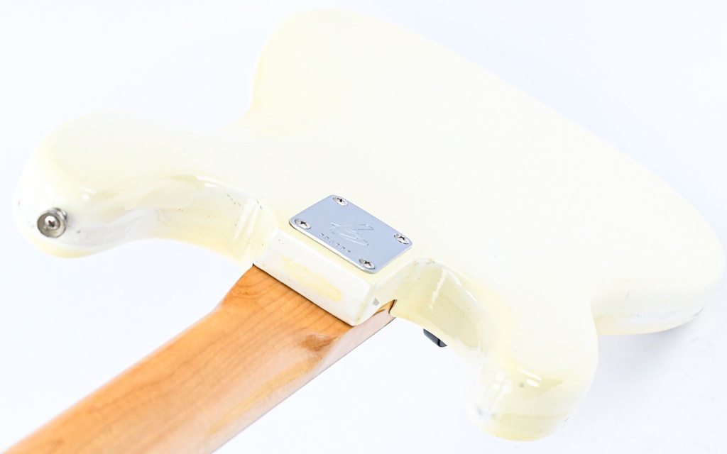 Fender Precision Bass Olympic White 1966-9.jpg