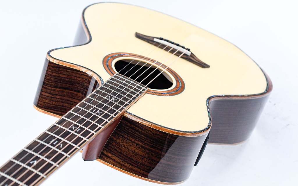 Furch Red Deluxe Gc LR Indian Rosewood Alpine Spruce SPA-8.jpg