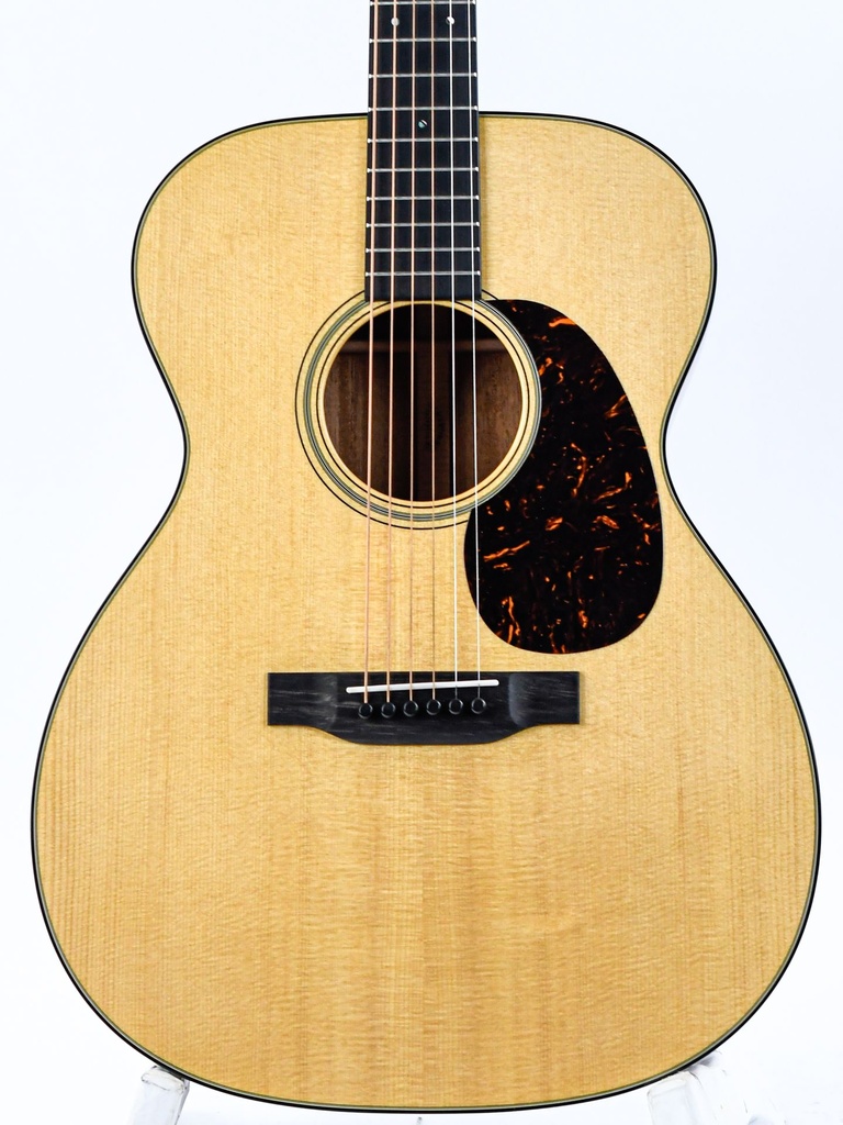 [GMA 000-18-GE] Martin 00018 Standard Refresh Natural-3.jpg