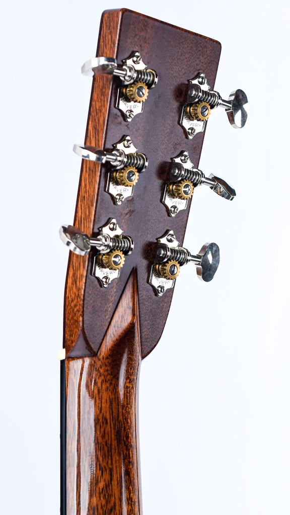 Bourgeois Standard D Sitka Indian Rosewood 2008-5.jpg