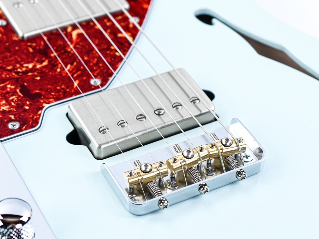 [01-ALT-0022] Suhr Alt T Sonic Blue Indian Rosewood HH Lefty-11.jpg